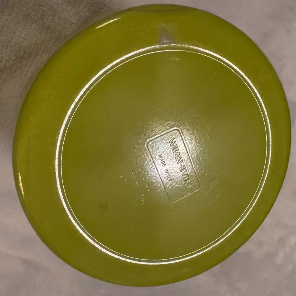VTG Wear-Ever Pot Pan Aluminum Tall avocado green vegetable design MCM wearever